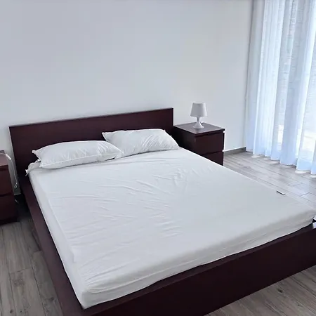 Plaza San Cataldo (Sicily)